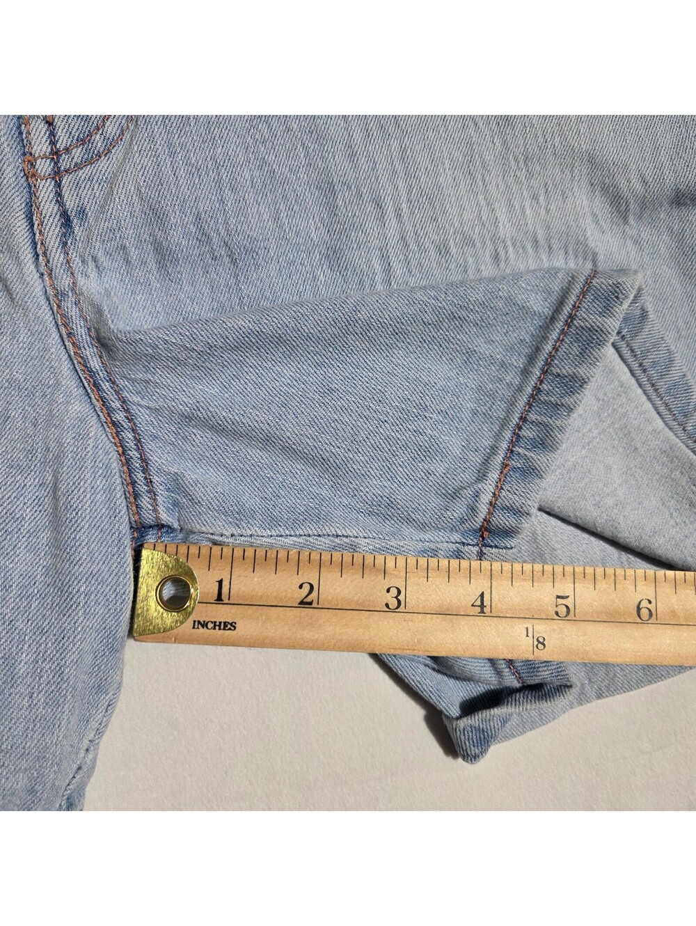 Levi's 515 Light Wash Denim Shorts Size 16 2005 date - Picture 6 of 7